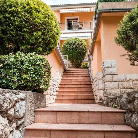 Sandalj Frühstückspension Mošćenička Draga