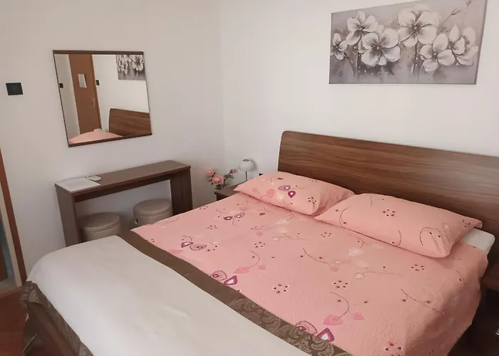 Sandalj Panzió