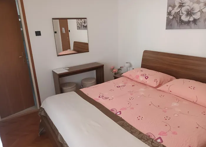 Sandalj 3* Mošćenička Draga